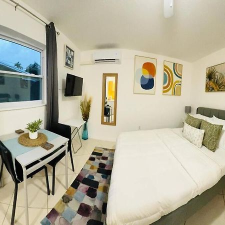 Studio With Terrace Near Hard Rock-Patio Голливуд Экстерьер фото