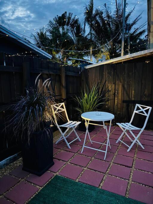 Studio With Terrace Near Hard Rock-Patio Голливуд Экстерьер фото